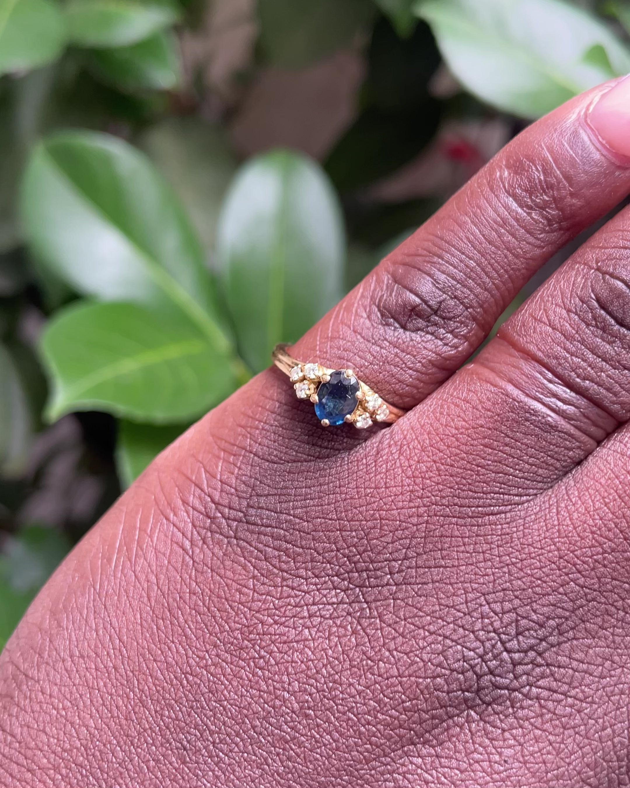 Bague Trilogie Saphir 0.44 carat &amp; Diamants “Liorane”