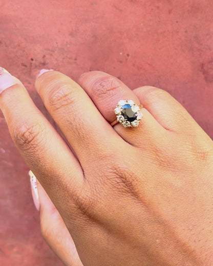 Bague Marguerite Saphir 1.60 carat &amp; Diamants 0.80 carat "Laurence"