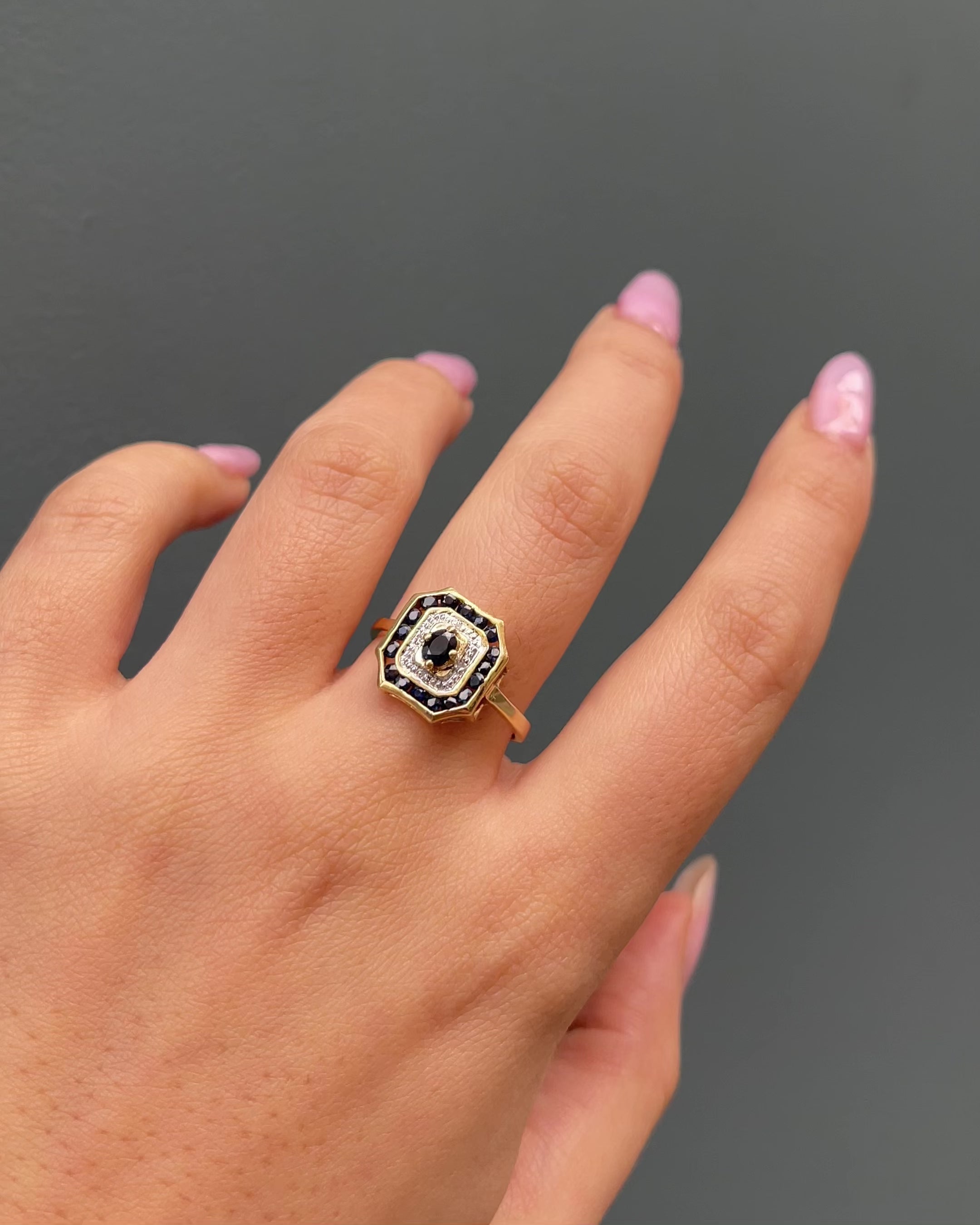 Art Deco Style Ring Sapphires 0.41 carat &amp; 4 Diamonds &quot;Andrée&quot;