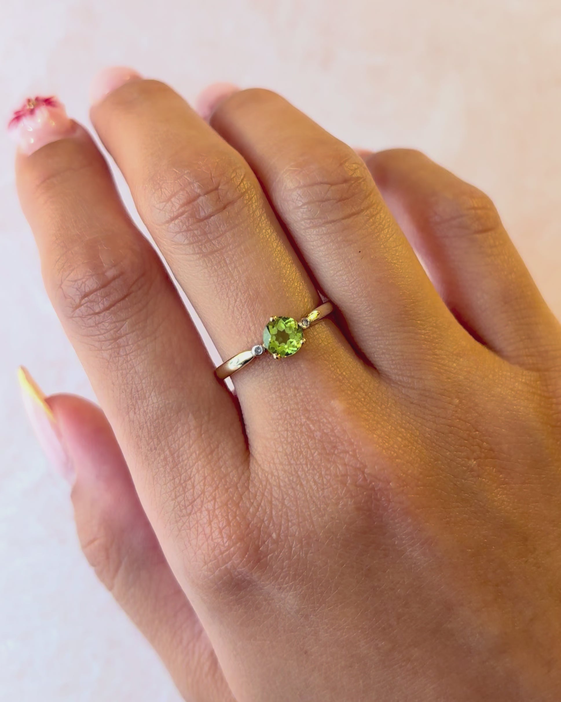Peridot Trilogy Ring 0.80 Carat &amp; Diamonds "Romane"