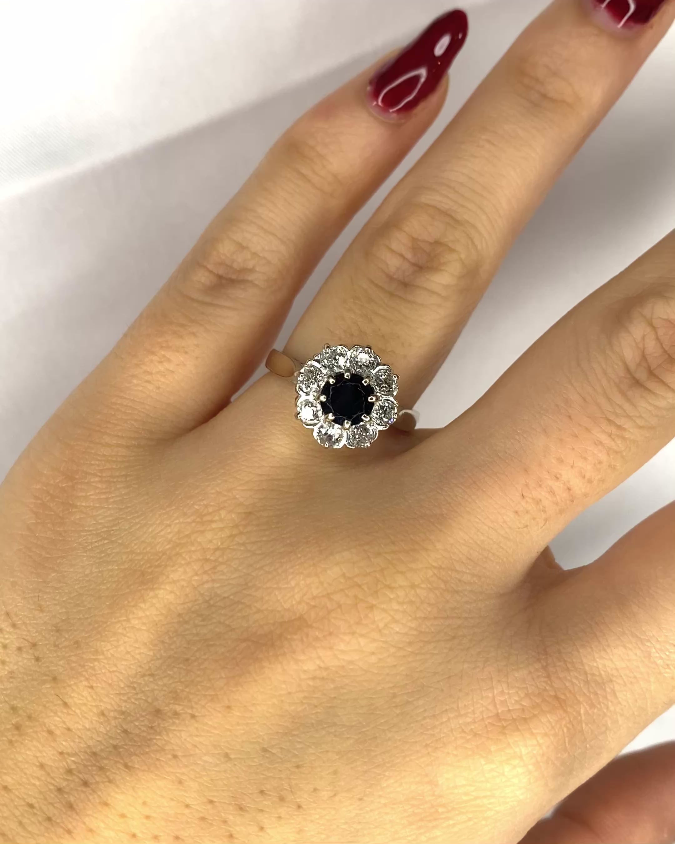 Bague Marguerite Saphir 0.36 carat &amp; Diamants 0.56 carat &quot;Victoire&quot;