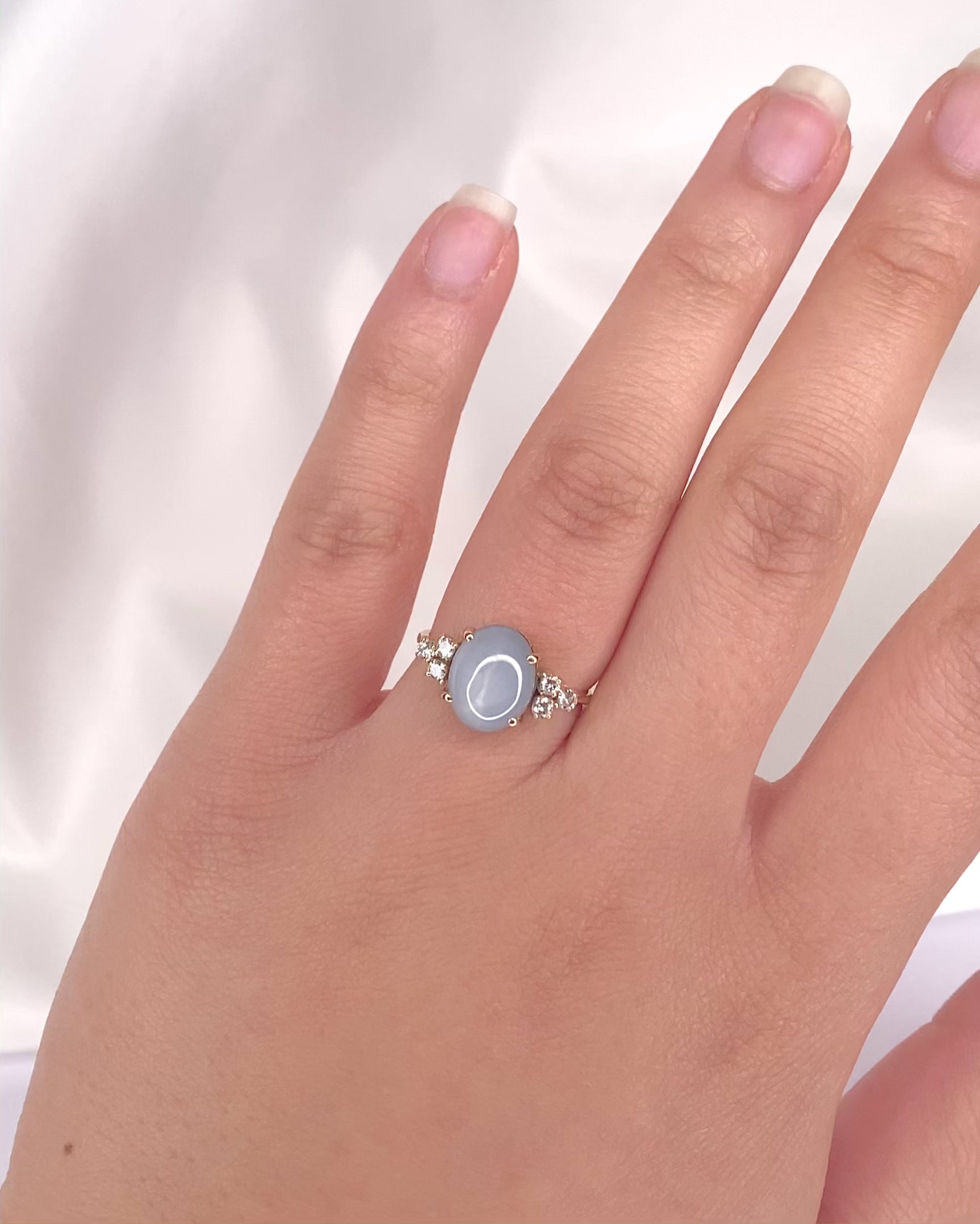 Bague Trilogie Saphir Étoilé 7.75 carats &amp; Diamants "Dorine"