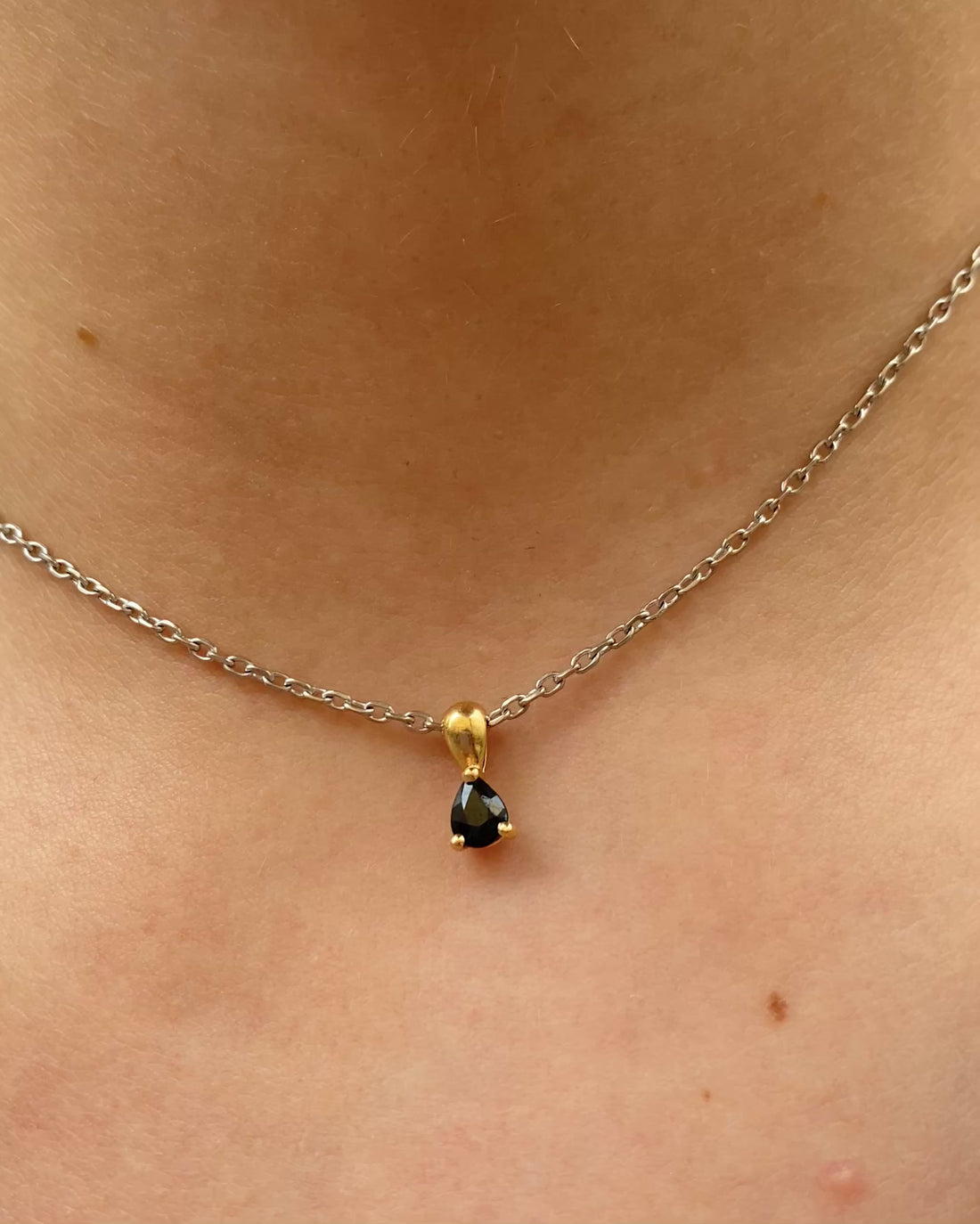 Pendentif Goutte Saphir &quot;Alina&quot;