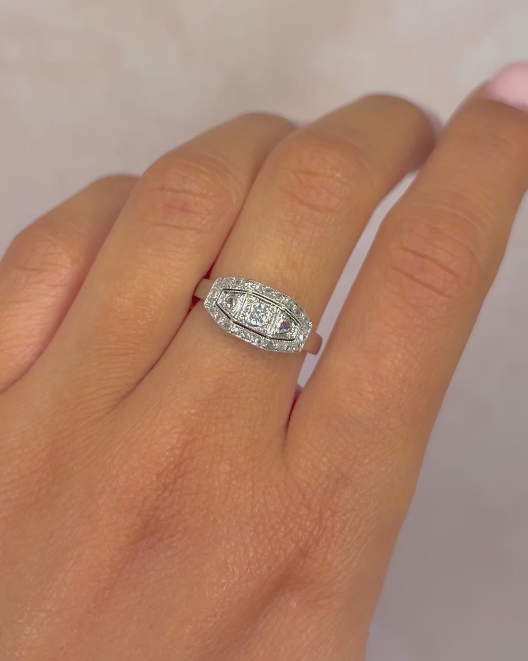 Anillo Art Déco con diamantes de 0,21 quilates "Dana"
