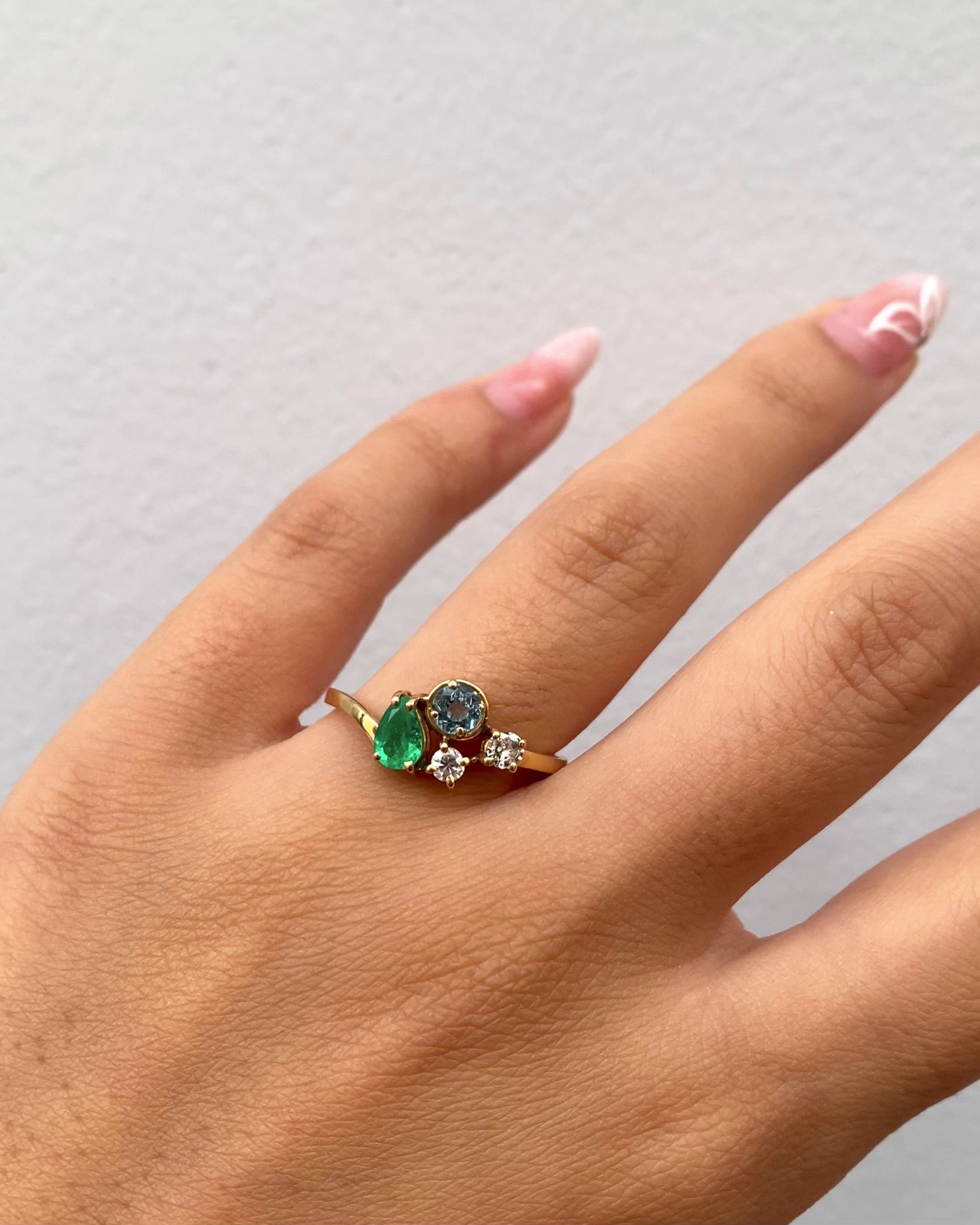 Anillo Esmeralda, Topacio y Diamantes "Constelación"