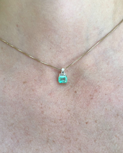 Emerald Pendant 0.90 carat &amp; Diamonds "Jack"