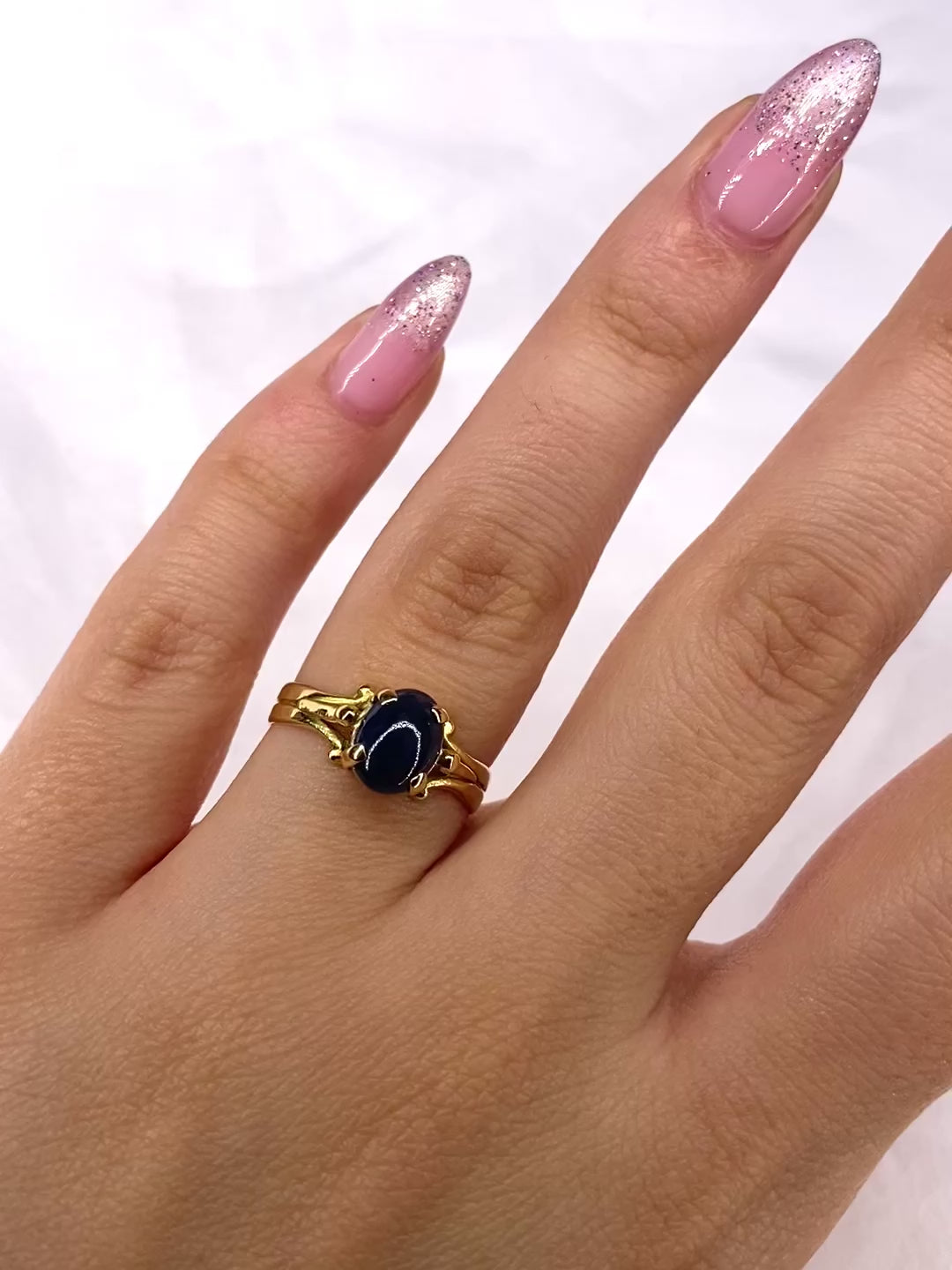 Anillo solitario zafiro 1.80 quilates "Liliana"
