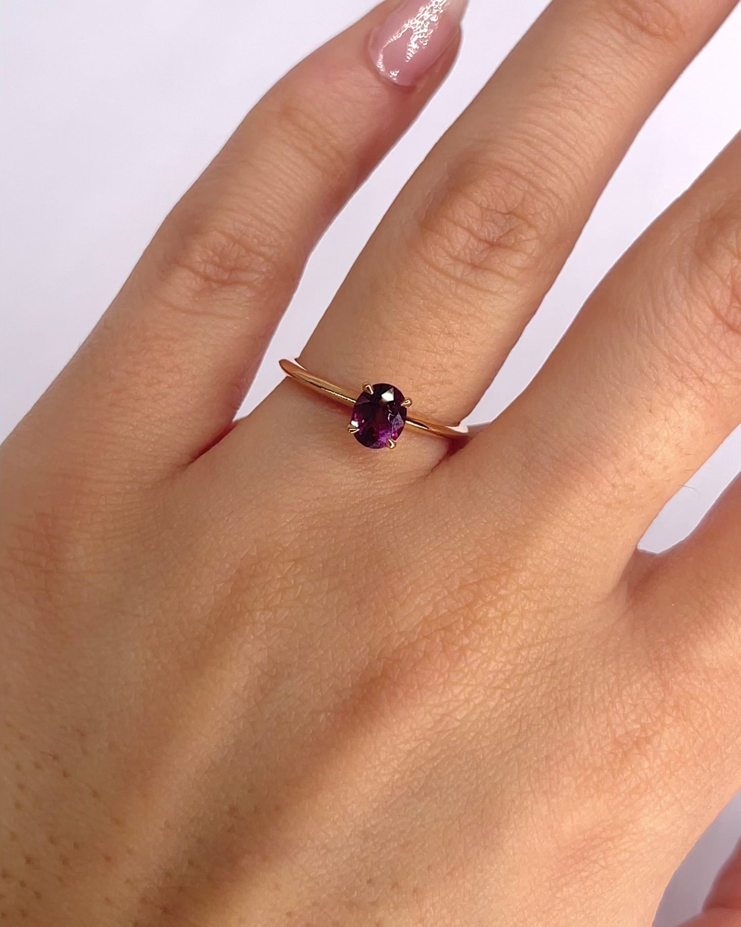Solitaire Garnet Ring 0.80 Carat "Patricia"