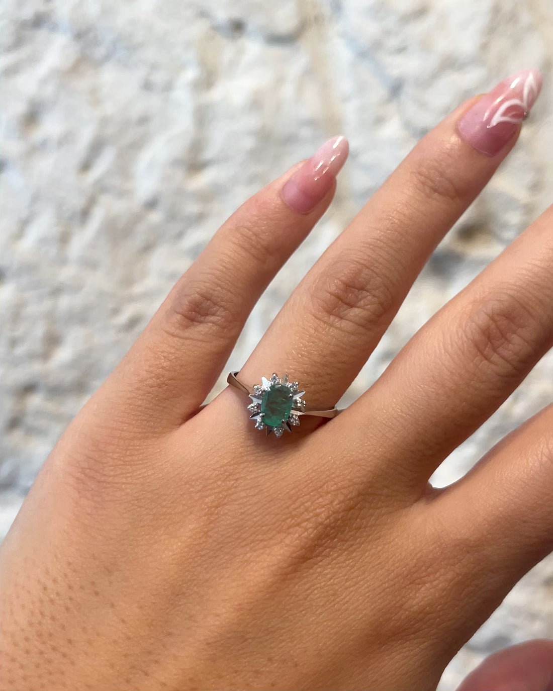 Bague Marguerite Émeraude &amp; Diamants &quot;Charlie&quot;