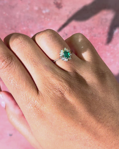 Bague Marguerite Émeraude &amp; Diamants "Dalia"