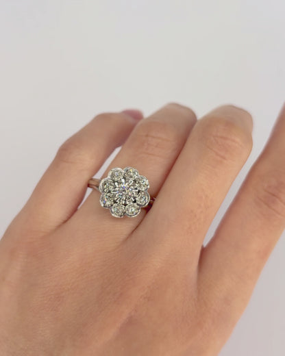 Daisy Diamond Ring 0.49 carat "Hannah"