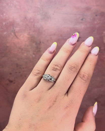 0.42-carat Art Deco Diamond Ring "Eleonore"