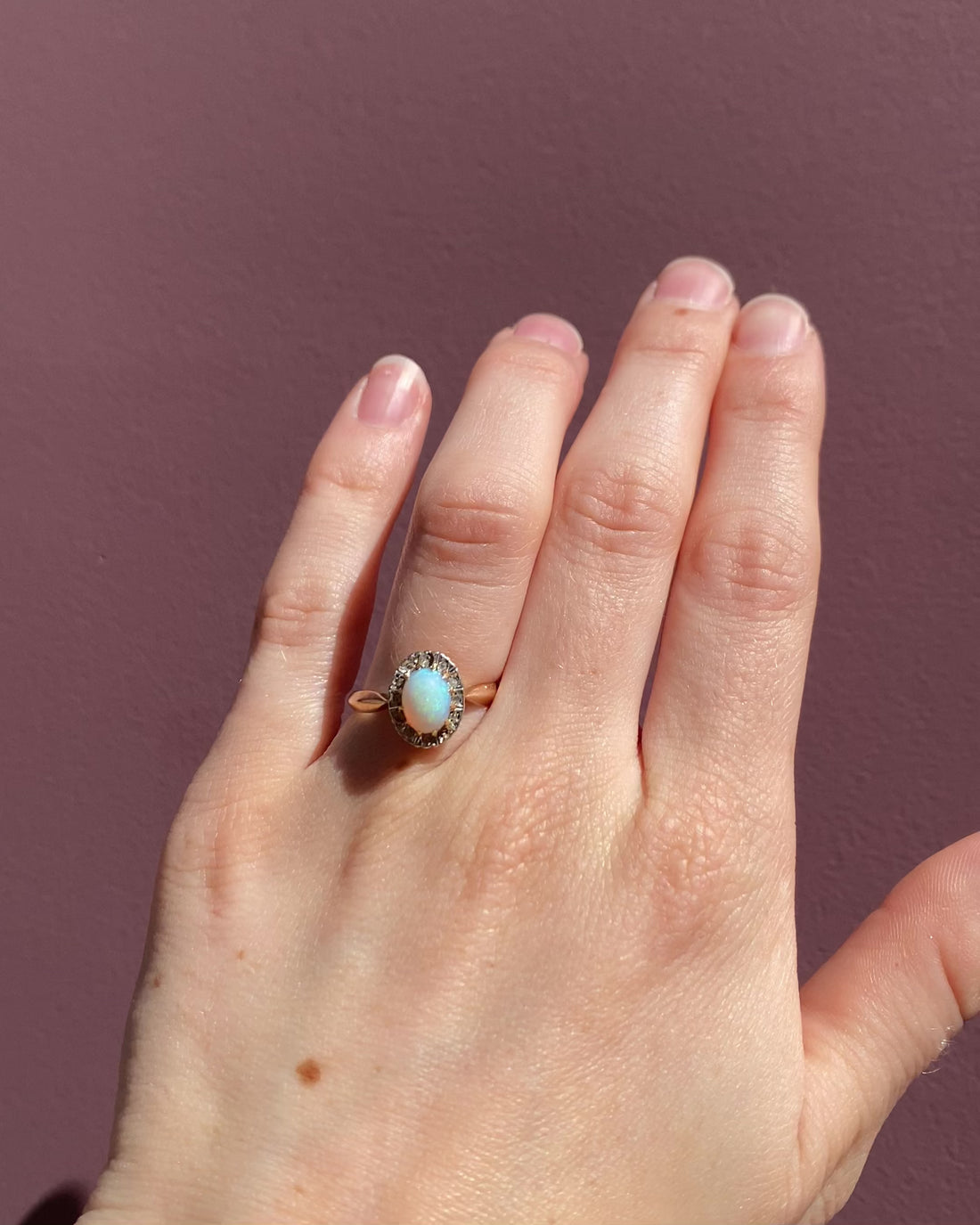Bague Marguerite Opale 0.65 carat &amp; Diamants &quot;Ysoria&quot;