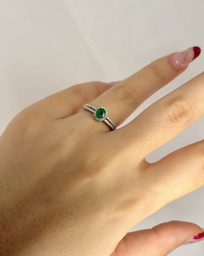 Bague Marguerite Émeraude 0.40 carat &amp; 48 Diamants &quot;Zita&quot;