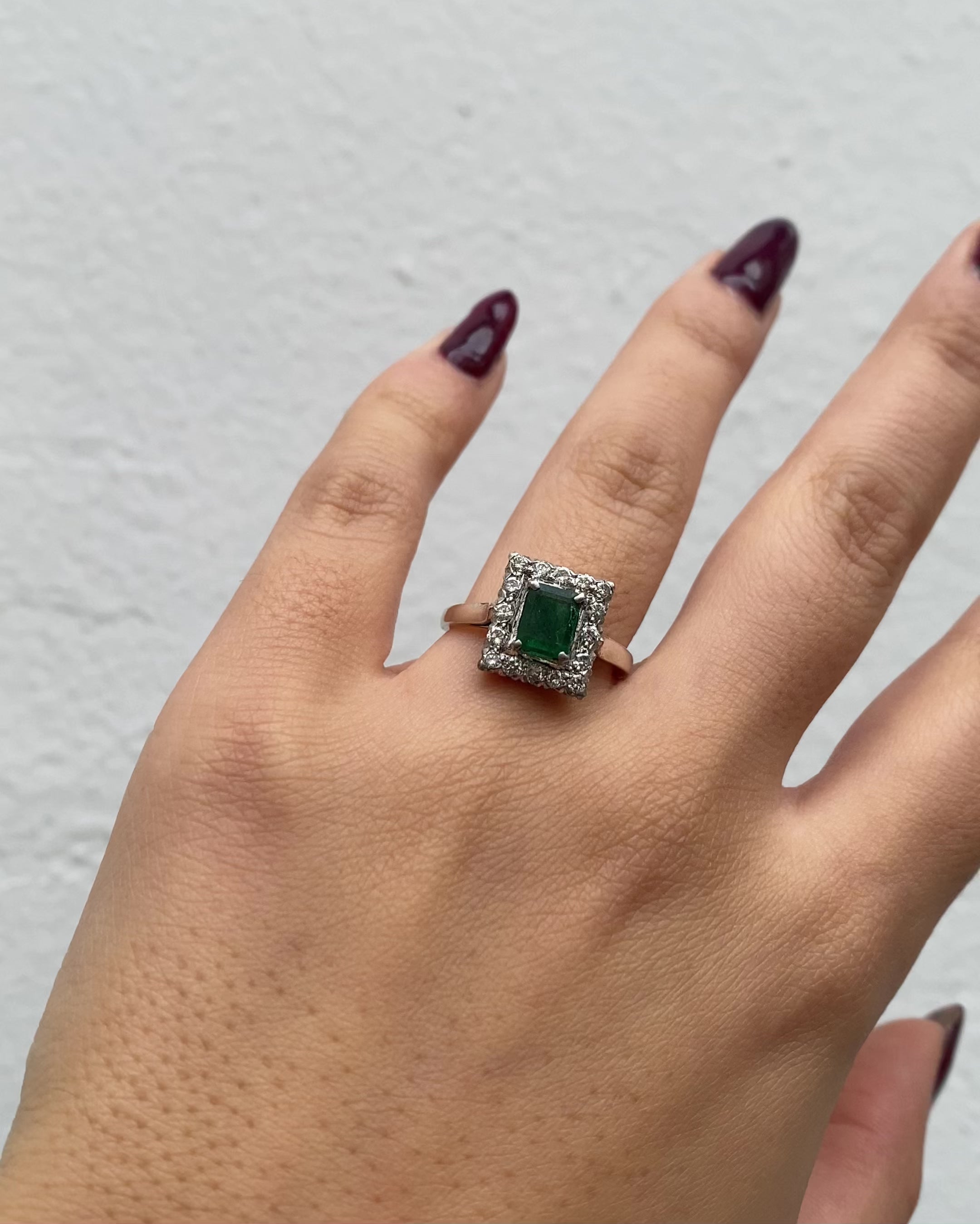 Bague Marguerite Émeraude 3.80 carats Diamants &amp; Argent Massif "Charlène"