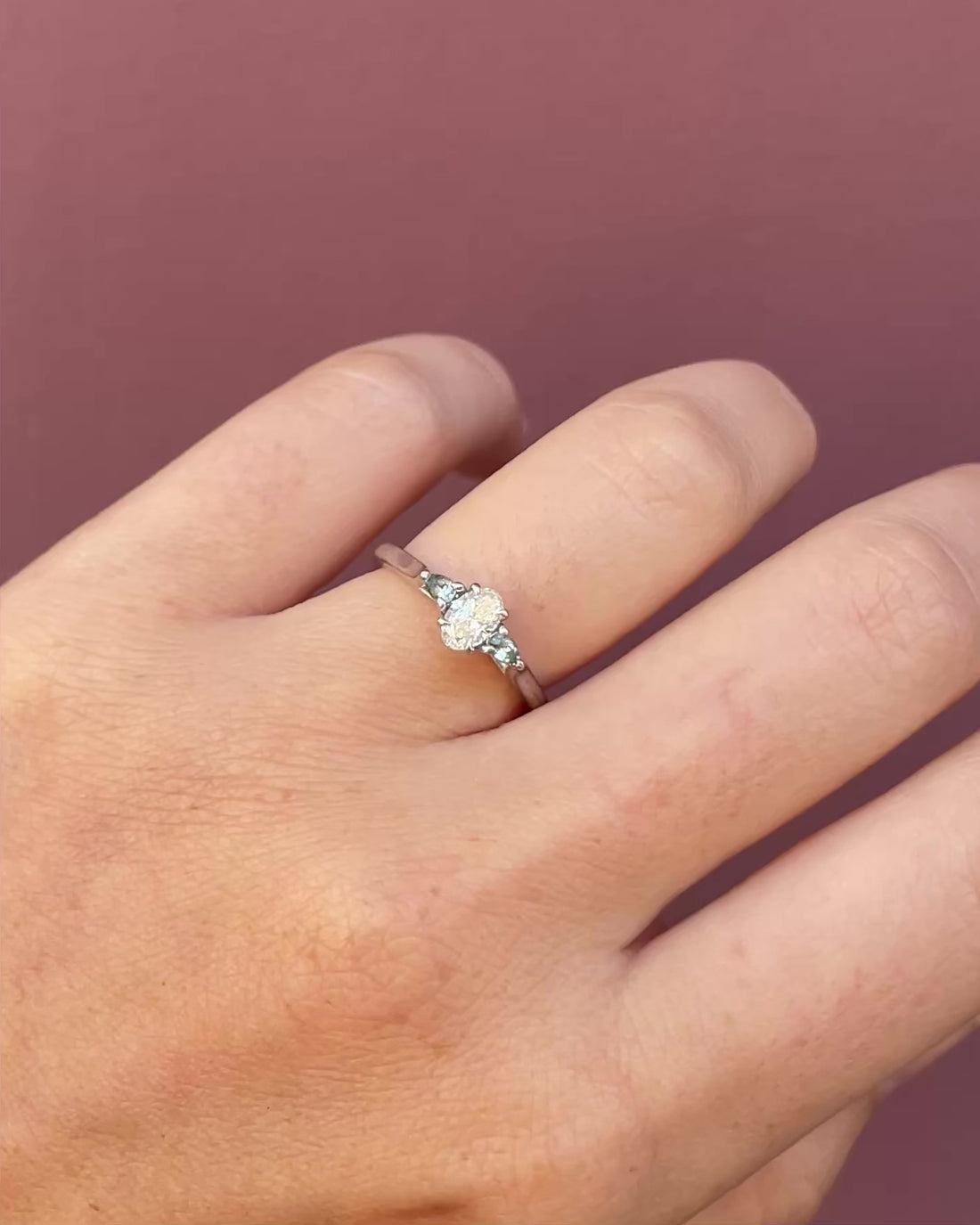 Bague Trilogie Diamant ovale 0.37 carat &amp; Tourmalines &quot;Athénaïs&quot;