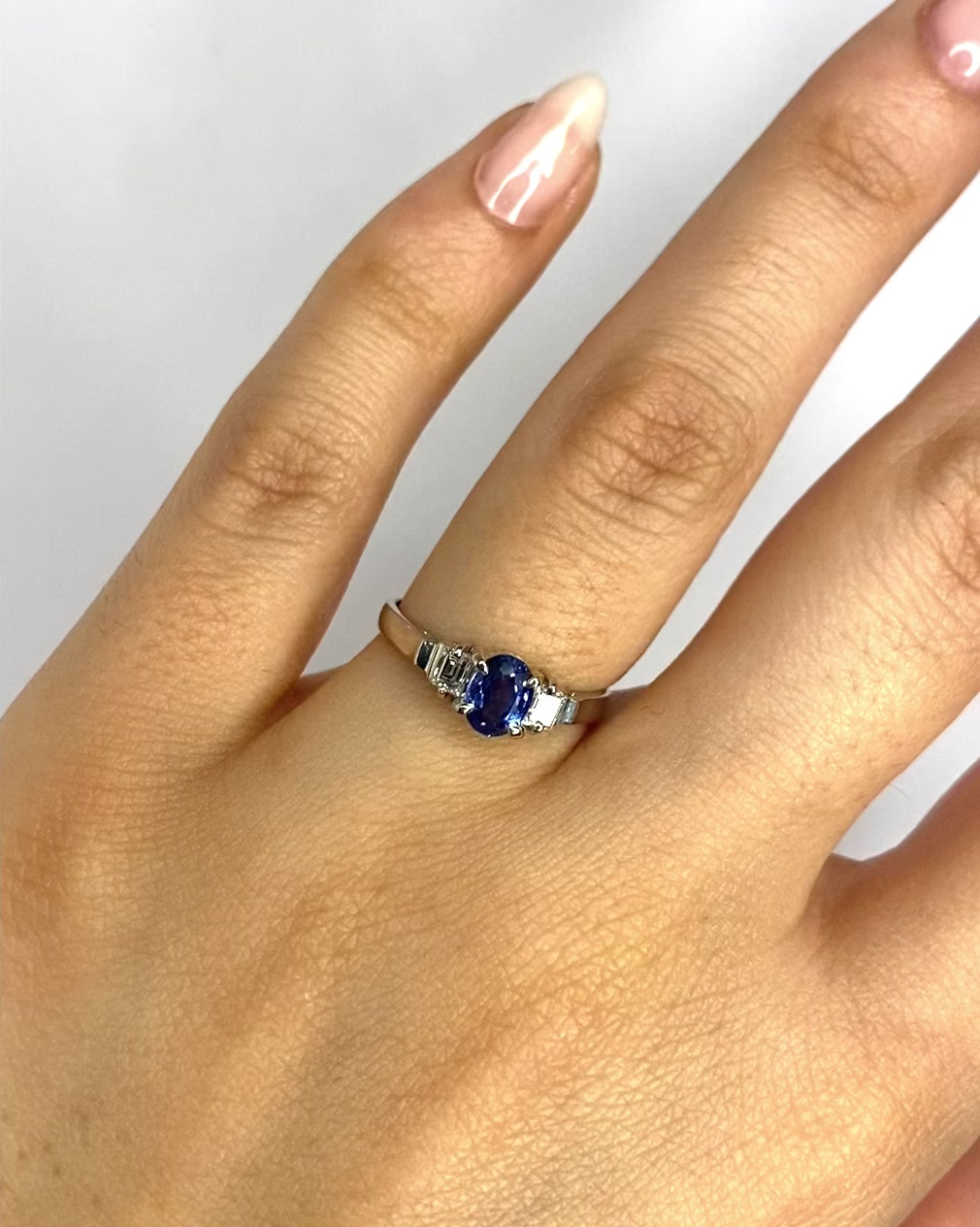 Bague Trilogie Saphir Sri-lankais 0.70 carat &amp; Diamants 0.20 carat "Giuletta"
