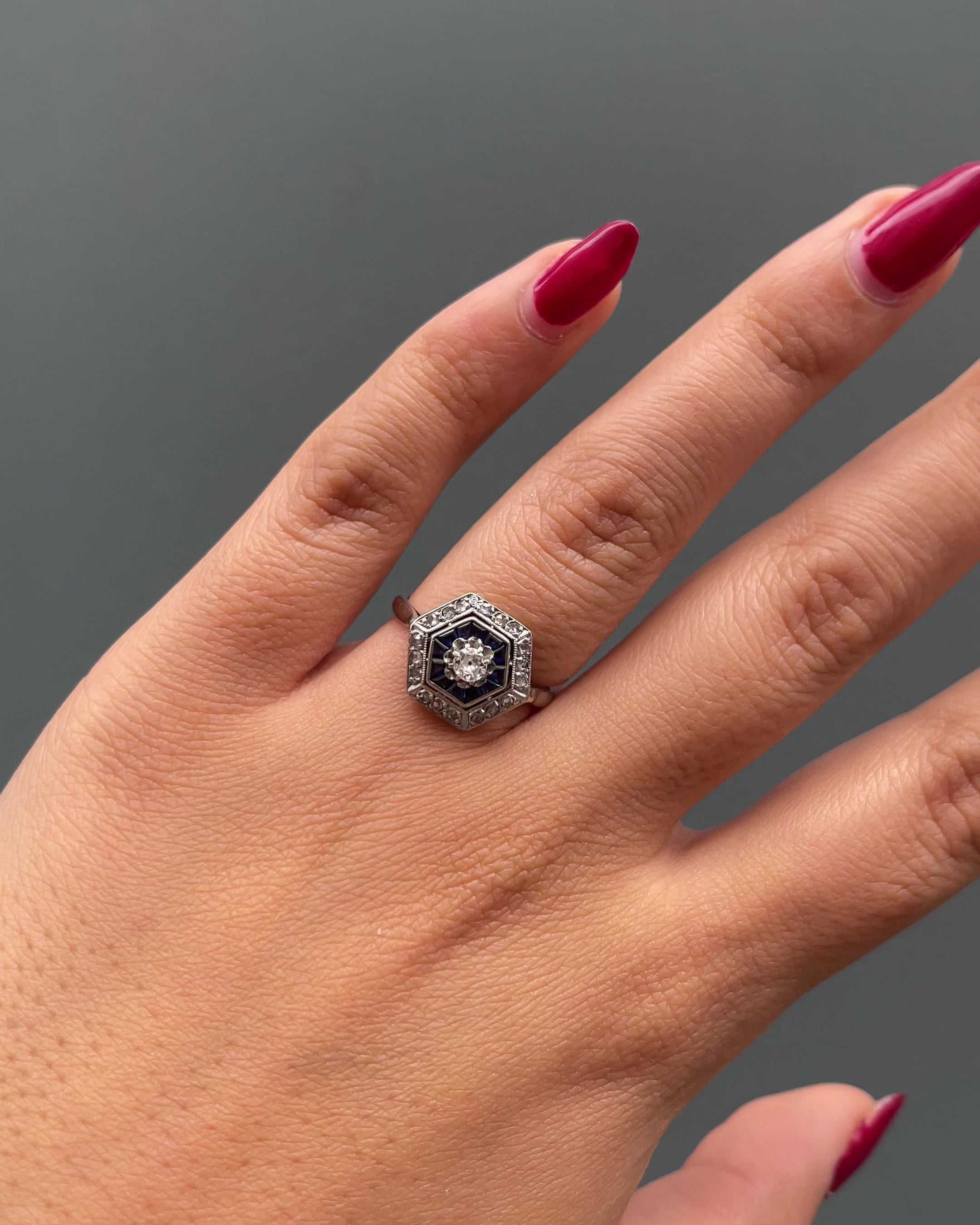 Bague Art-Déco Saphirs 1.10 carat &amp; Diamants "Carmina"