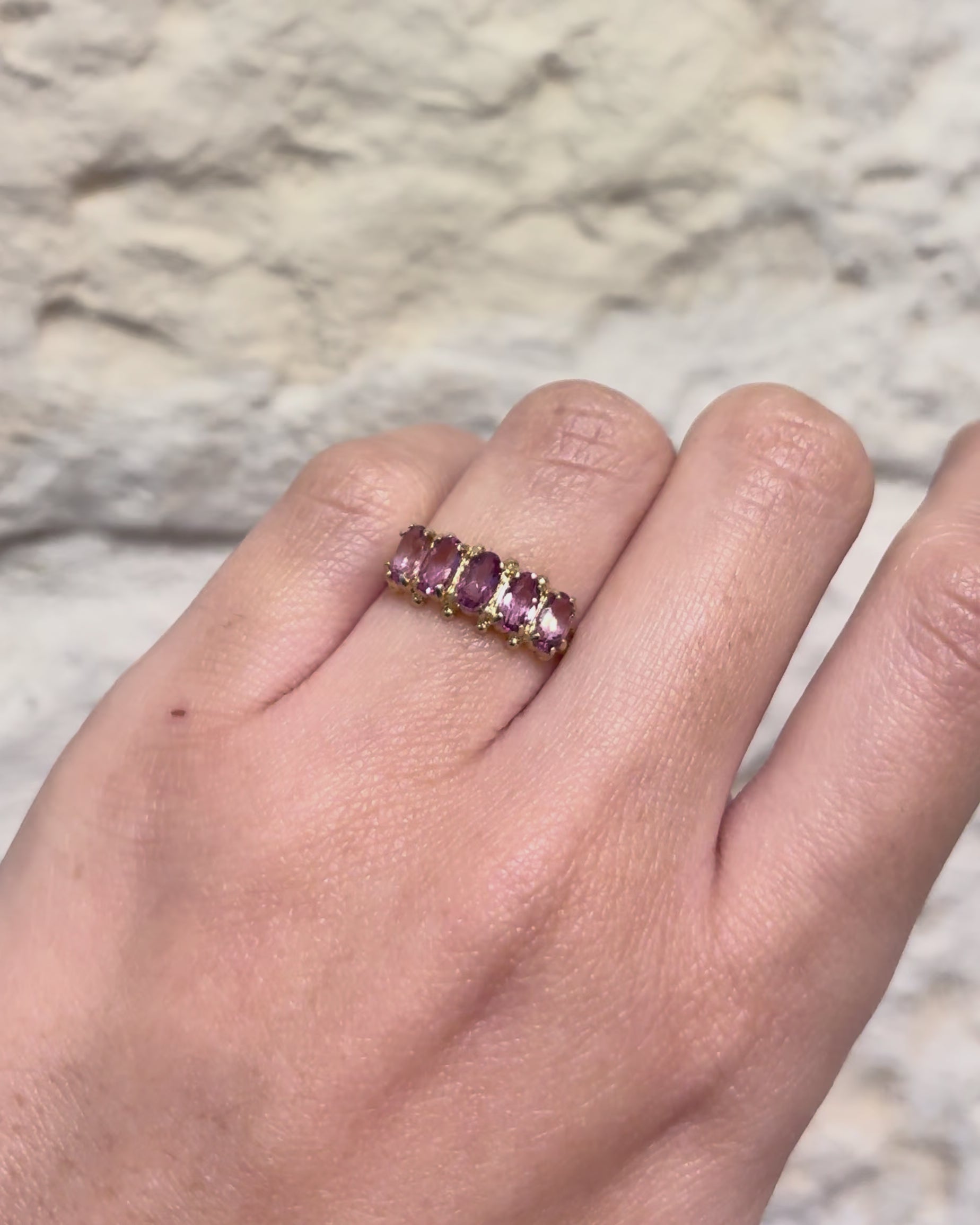Bague Rivière Topazes Rose 1.68 carat "IIia"