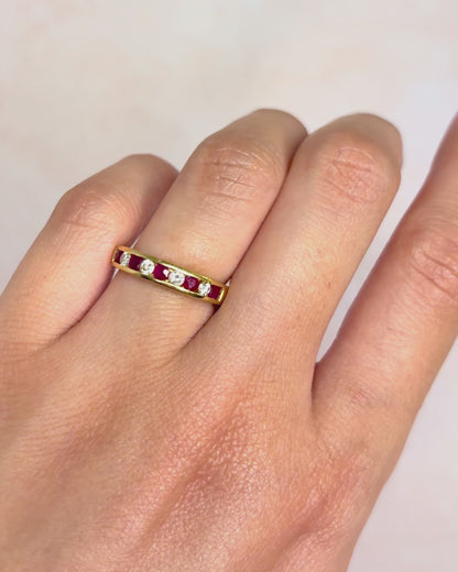 Demi-Alliance Rubis &amp; Diamants "Lara"