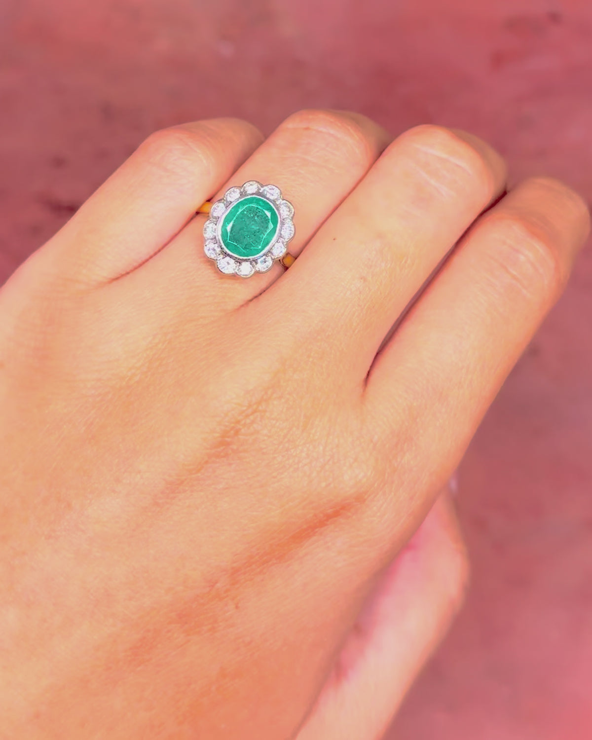 Bague Marguerite Émeraude 1.70 carat &amp; Diamants 0.60 carat "Amale"