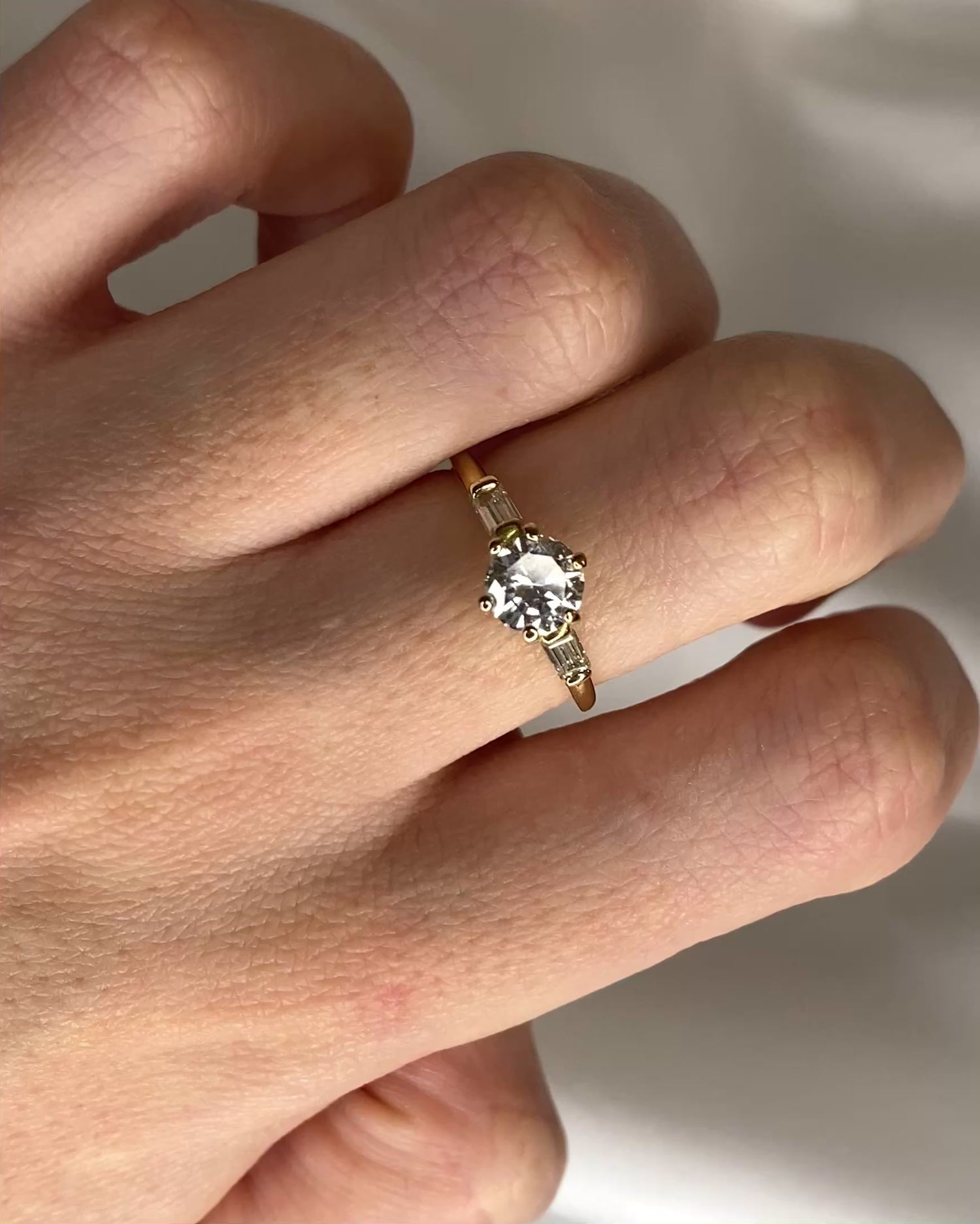 Solitaire Diamond Ring 0.85 carat "Viviane"