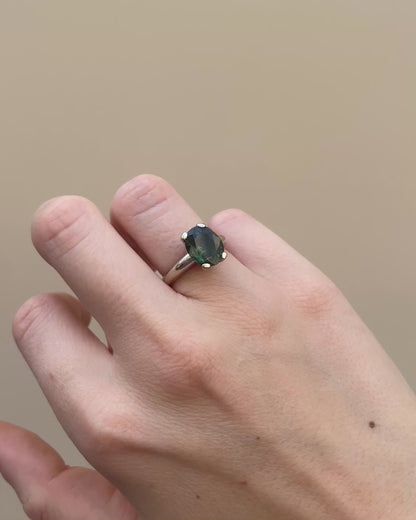 Bague Solitaire Saphir Vert 5.65 carats &quot;Rirae&quot;