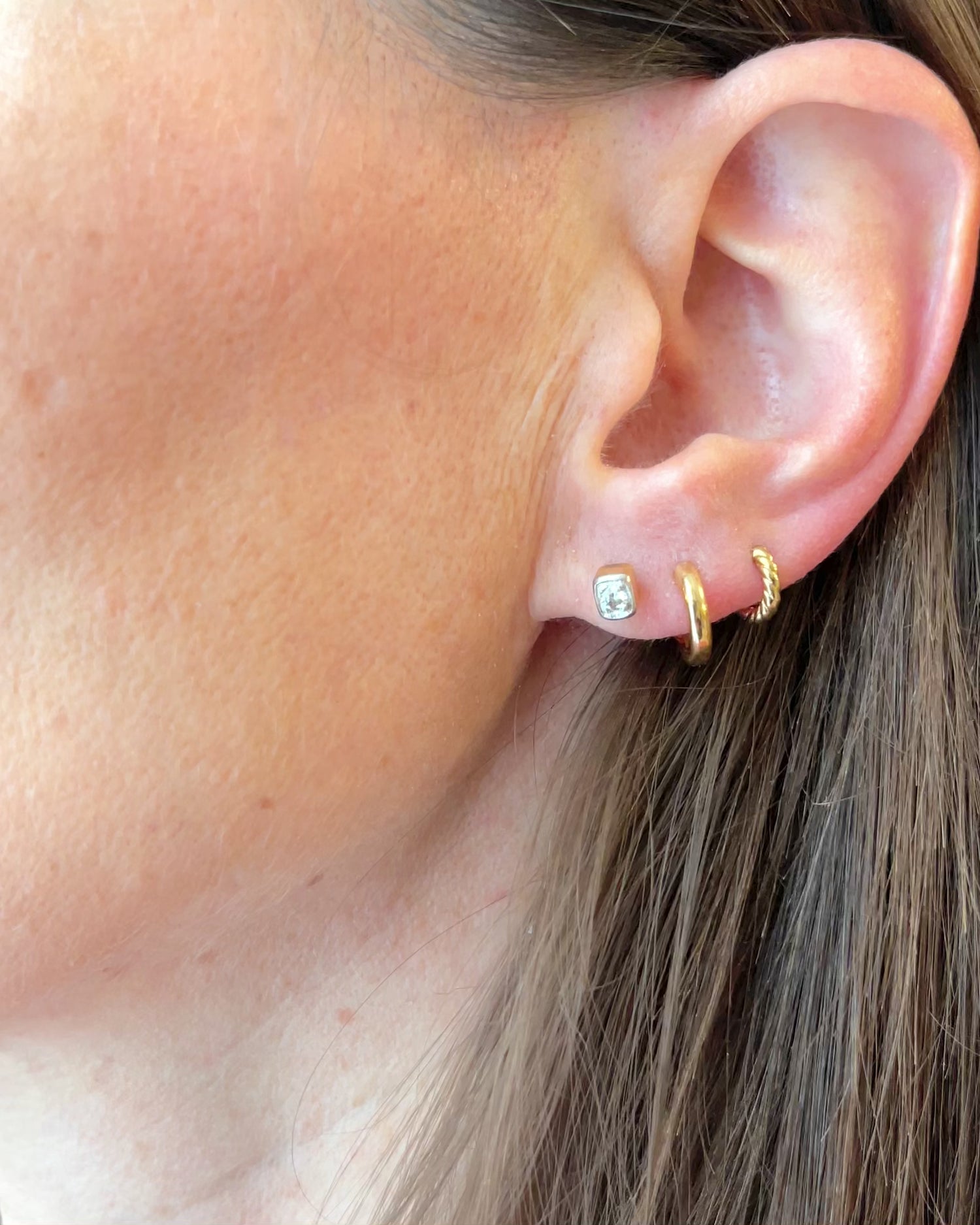 Pendientes de botón con diamantes "Selena"