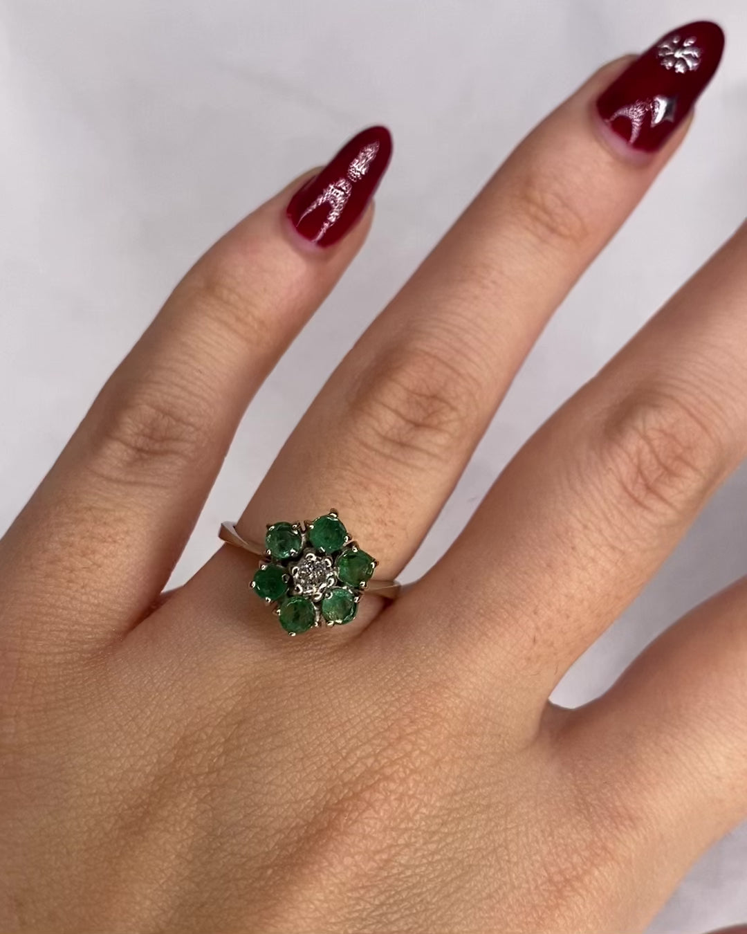 Bague Marguerite Diamant &amp; 6 Emeraudes "Daphné"