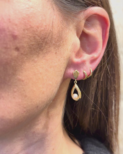 Dangling Pearl Earrings "Sandrine"