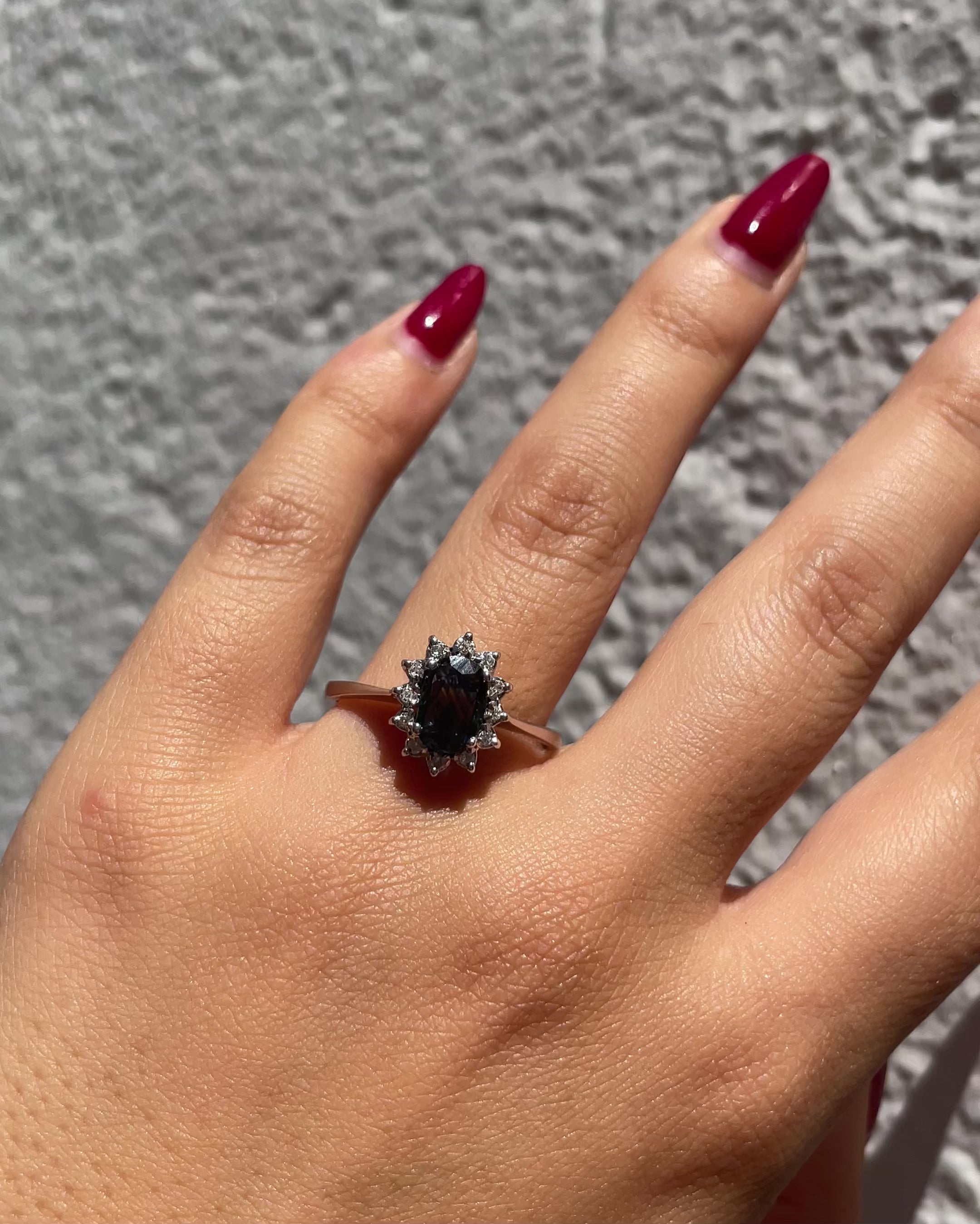 Bague Marguerite Saphir 0.80 carat &amp; Diamants "Estrella"