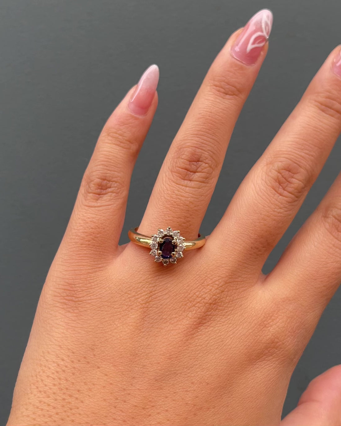 Bague Marguerite Saphir 0.38 carat &amp; Diamants &quot;Adele&quot;