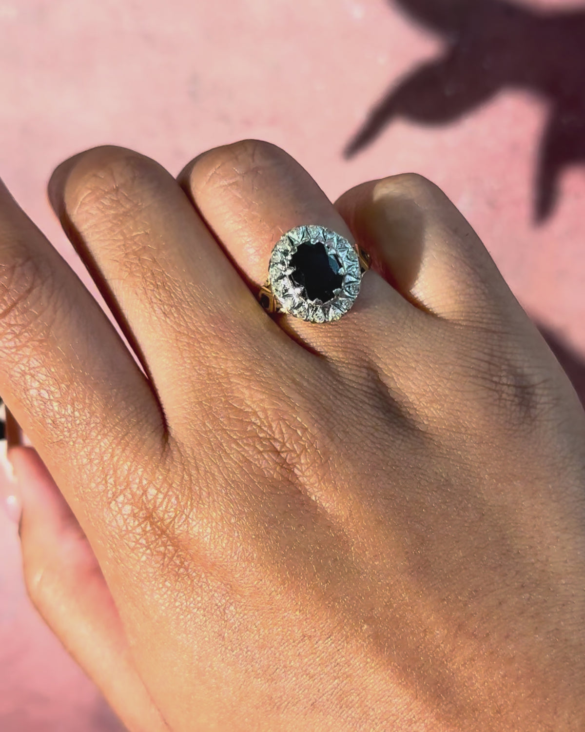 Bague Marguerite Saphir 2.05 carats &amp; Diamants "Angelique"