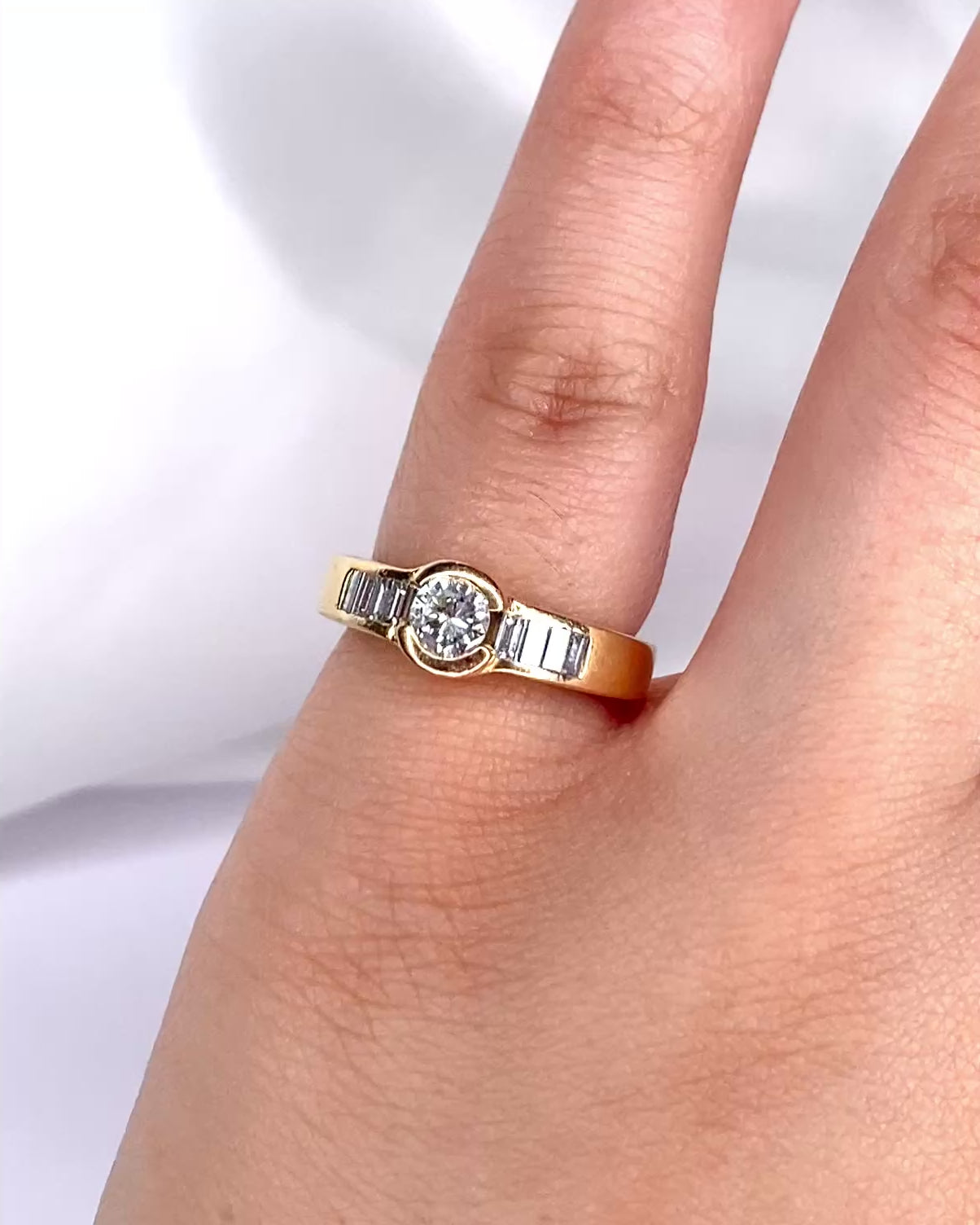 Bague Jonc Diamants 0.55 carat "Tania"