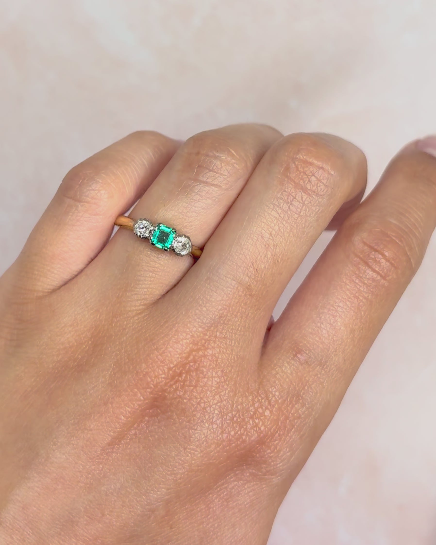 Emerald Trilogy Ring 0.24 Carat &amp; Diamonds "Lucia"