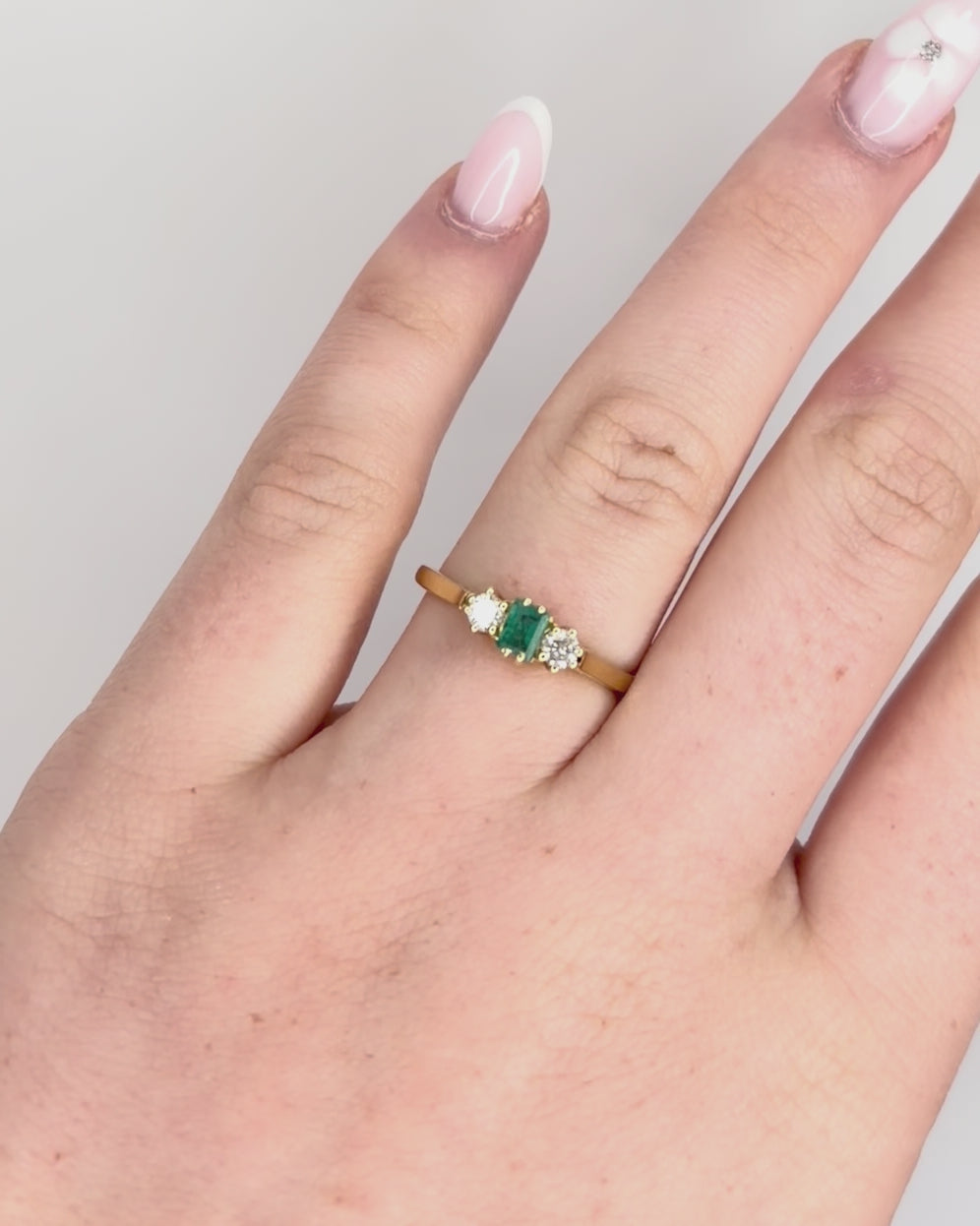Bague Trilogie Émeraude &amp; Diamants "Maysa"