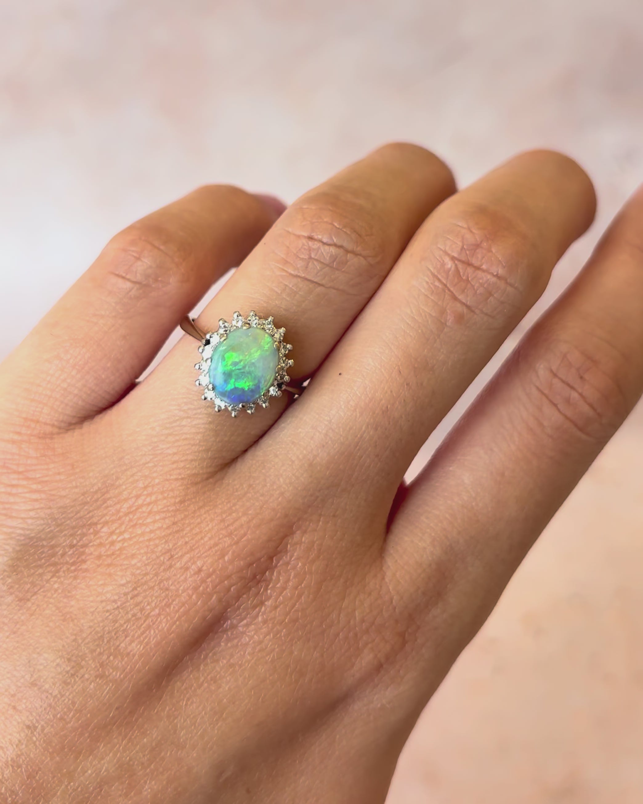 Bague Marguerite Opale 1.17 carat &amp; Diamants "Eve"