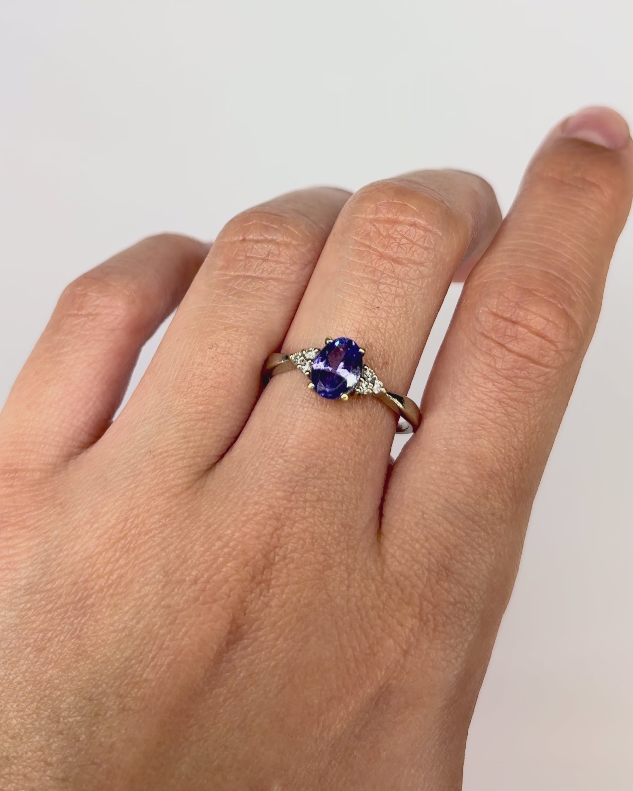 Anillo Trilogía Tanzanita 1 quilate y Diamantes "Olympe"