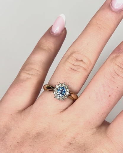 Anillo Margarita Zafiro Aciano 0,50 ct y Diamantes "Lisa"
