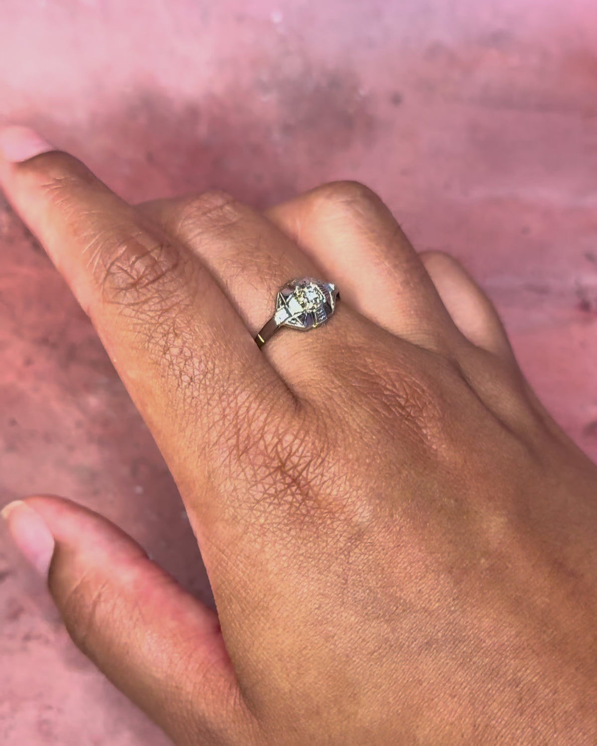 Anillo de estilo art déco con diamante «Frida»