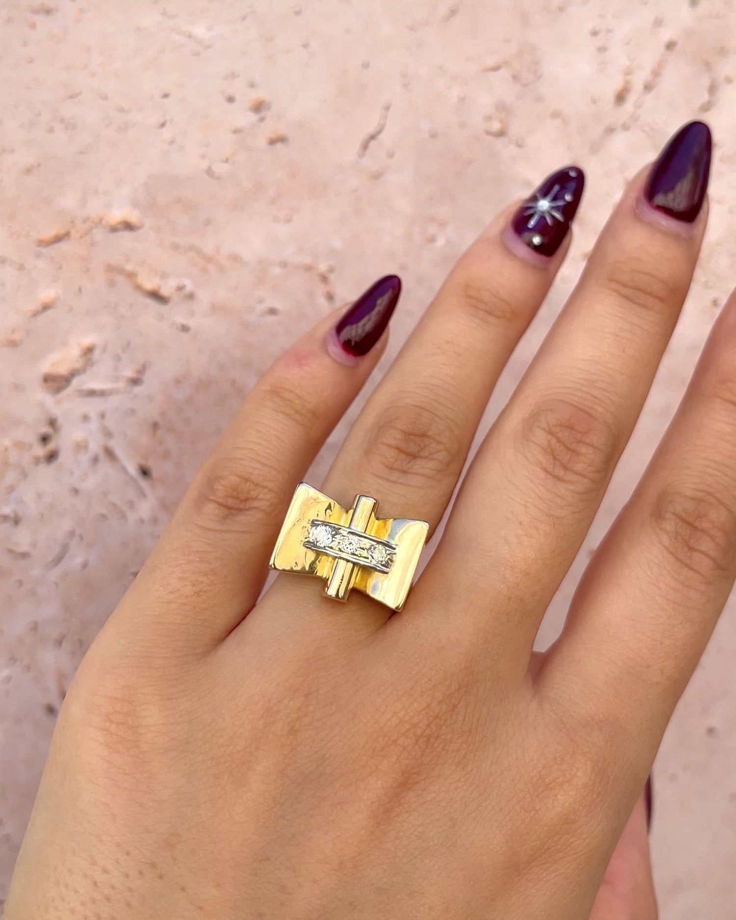 Anillo Tank Diamantes y oro 5,85g "Noella"