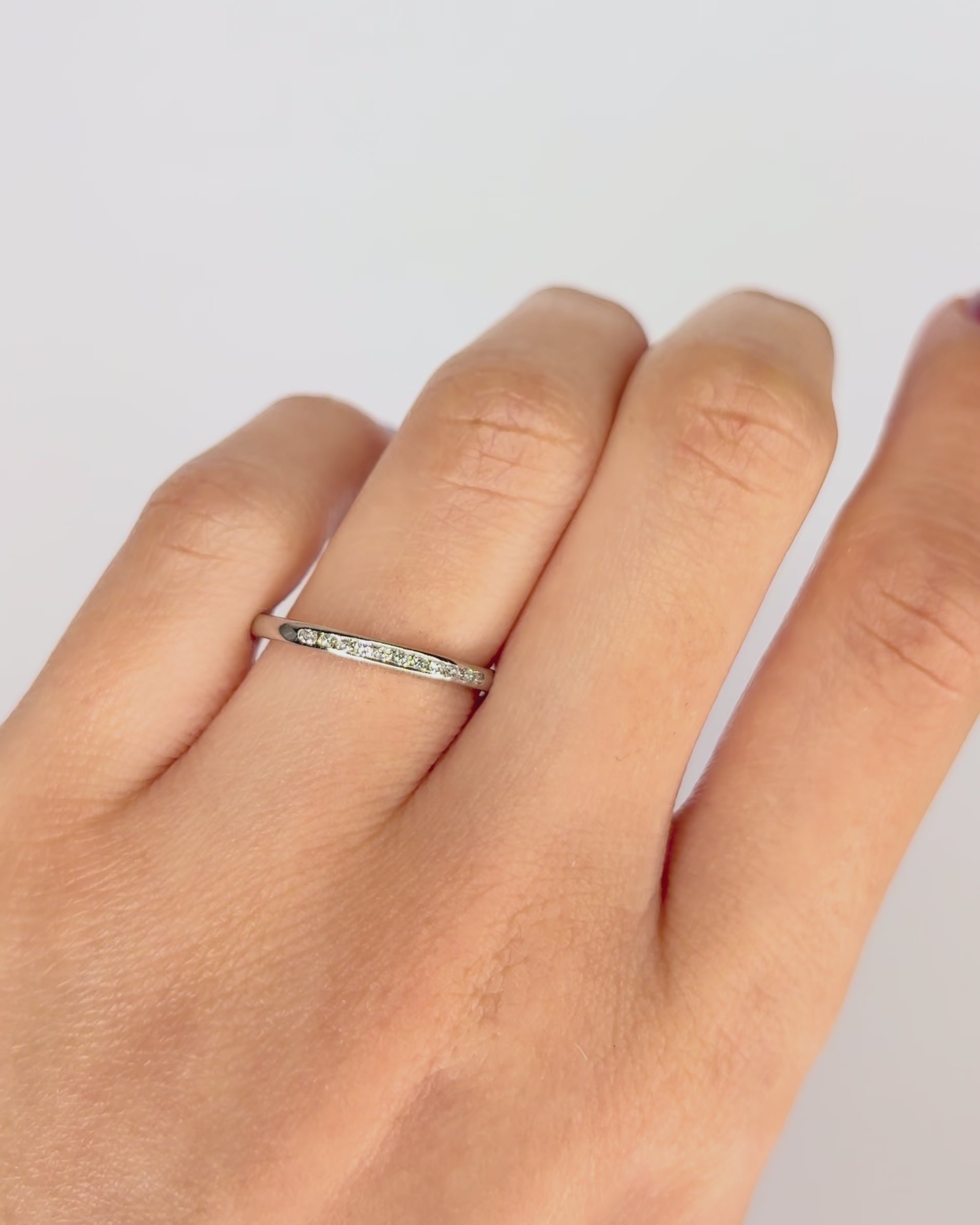 Bague Demi-Alliance Diamants "Nour"