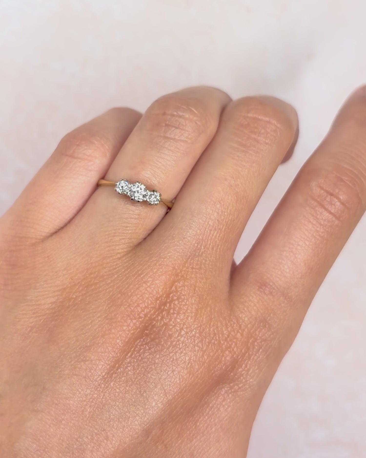 Anillo Trilogía Diamantes 0,39 quilates "Perinne"