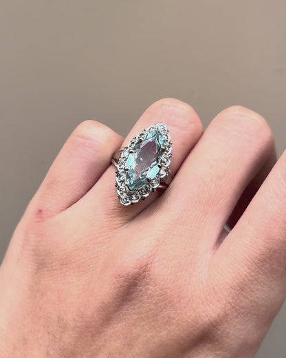 Bague Marquise Aigue-Marine 3.15 carats &amp; Diamants 0.32 carat &quot;Mélia&quot;