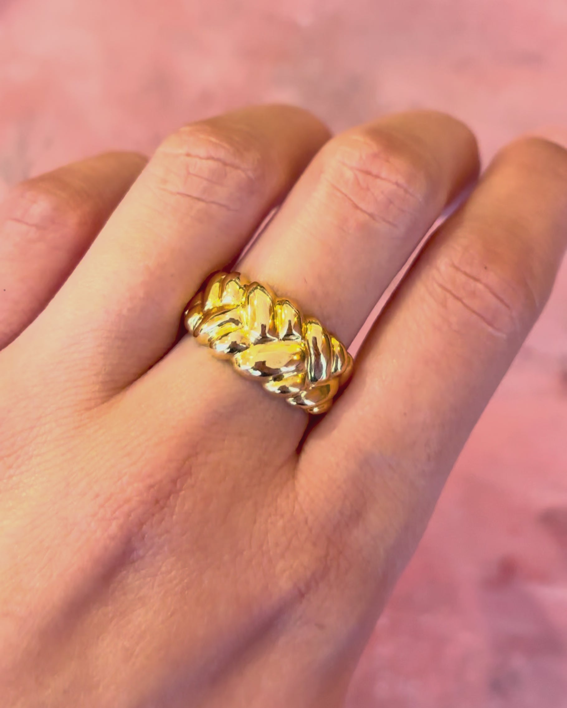 Anillo rígido de oro amarillo de 18 quilates 5,48 g "Adam"