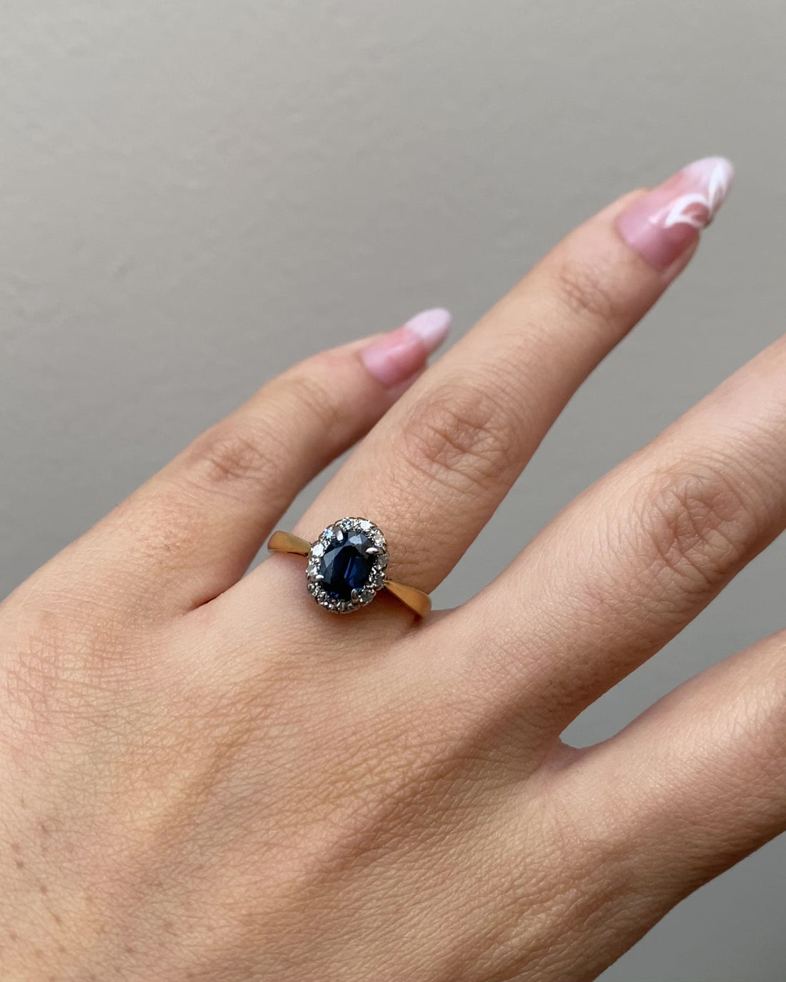 Bague Marguerite Saphir 1.05 carat &amp; Diamants &quot;Clea&quot;