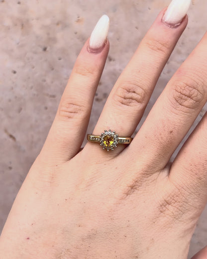 Yellow Sapphire Daisy Ring 0.54 carat &amp; Diamonds "Gaia"