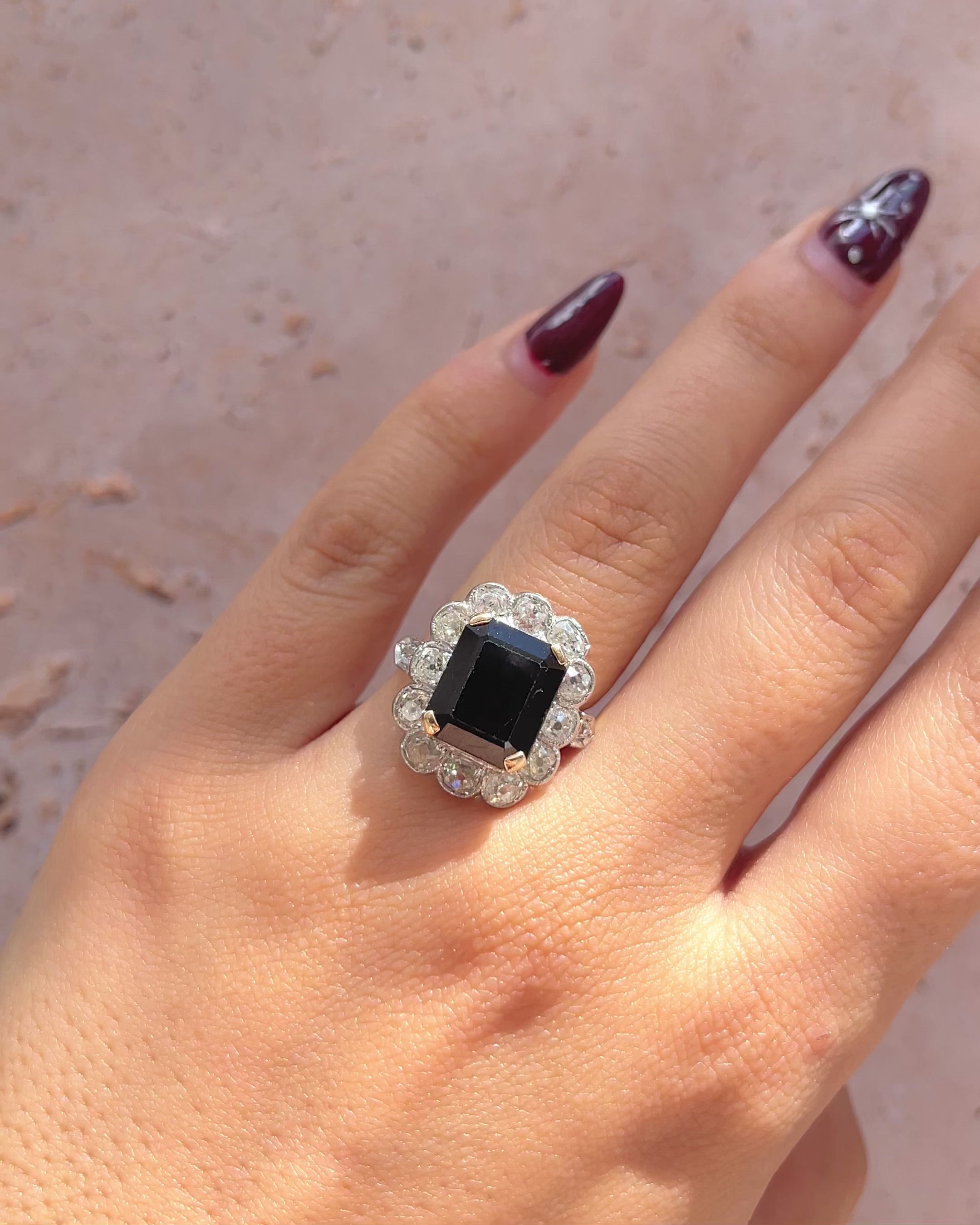 Marguerite Sapphire Ring 6.90 carats &amp; Diamonds 1.26 carat "Clémence"