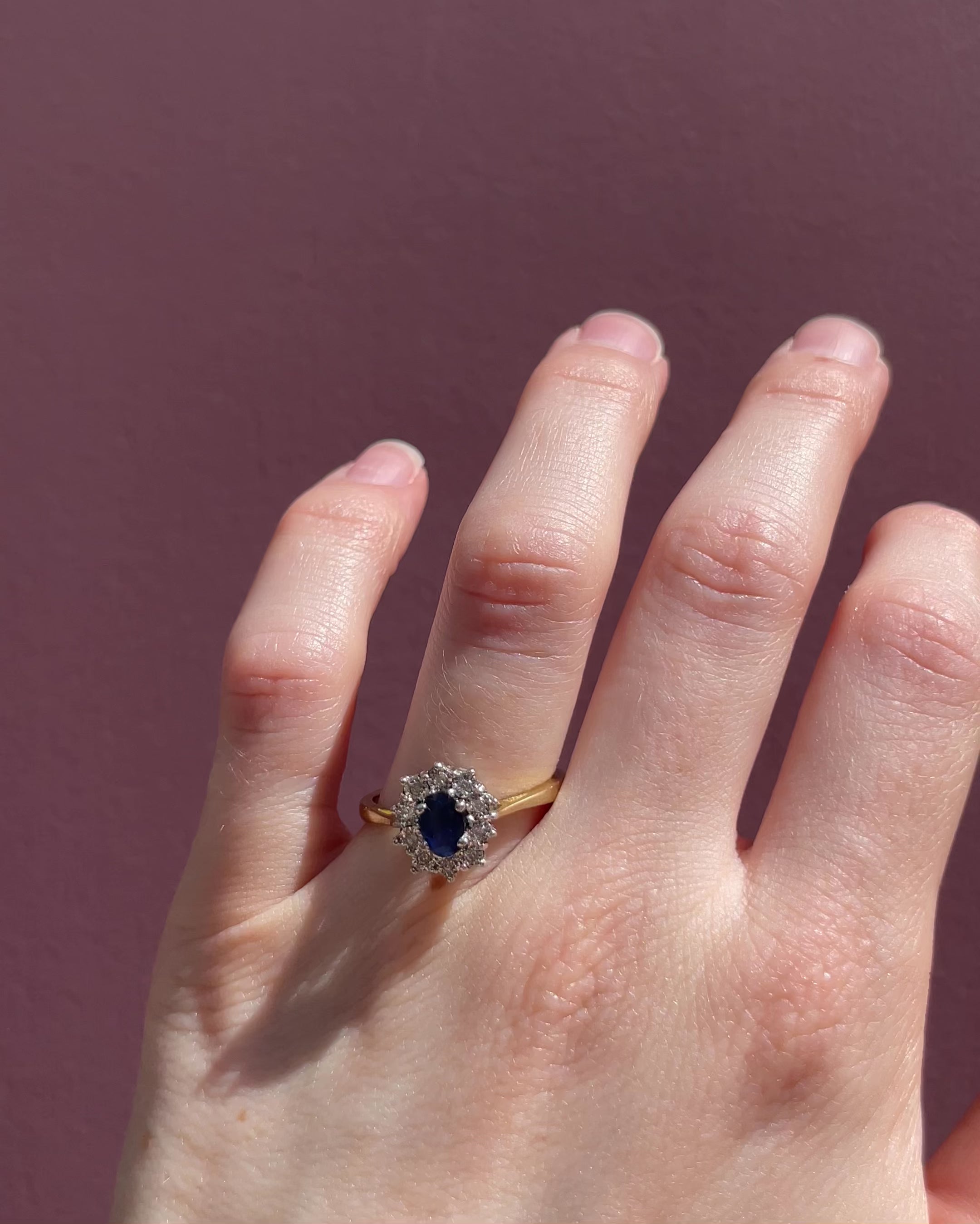 Marguerite Sapphire Ring 0.50 carat &amp; 10 Diamonds "Mina"