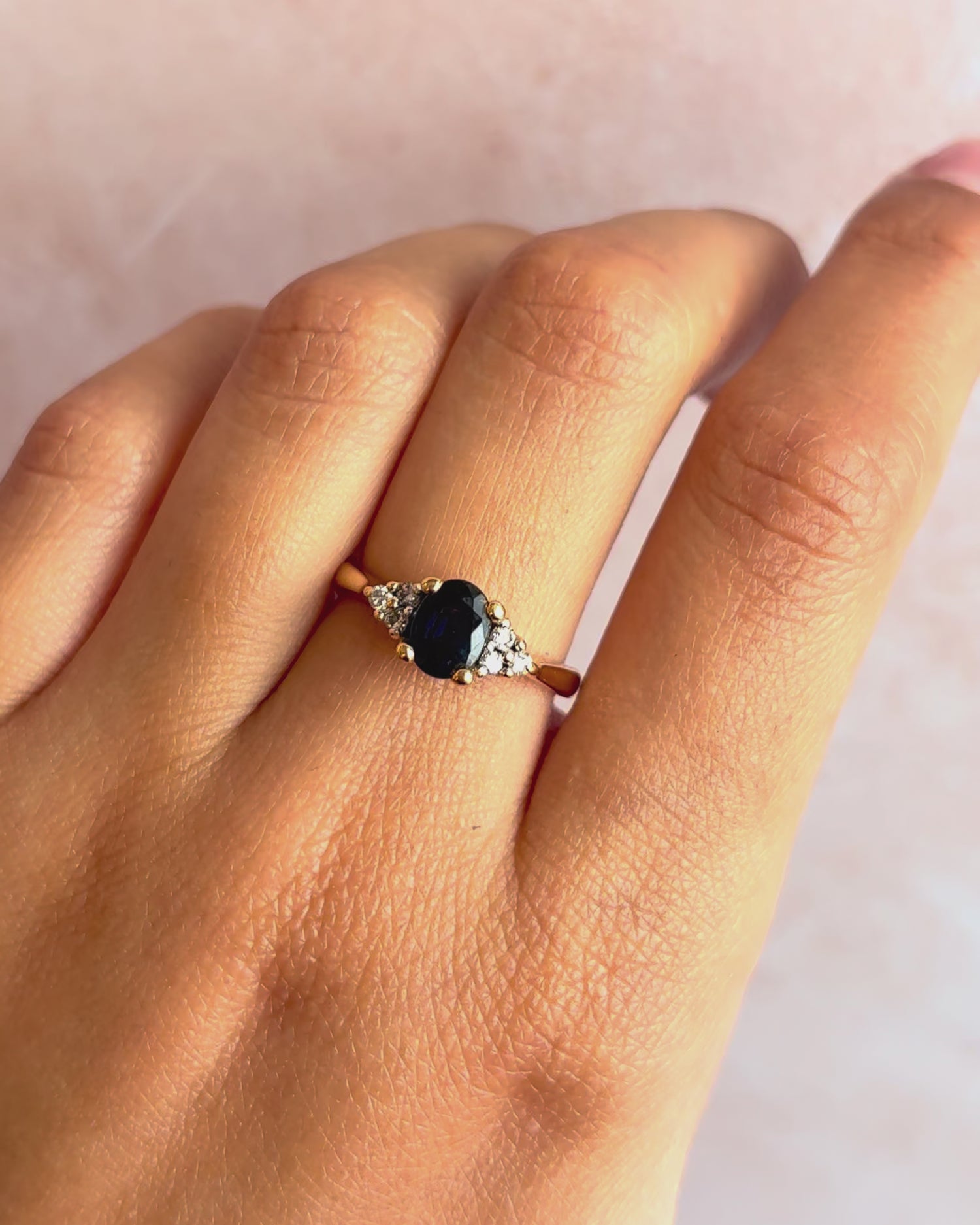 Bague Trilogie Saphir 1.20 carat &amp; Diamants "Laurette"